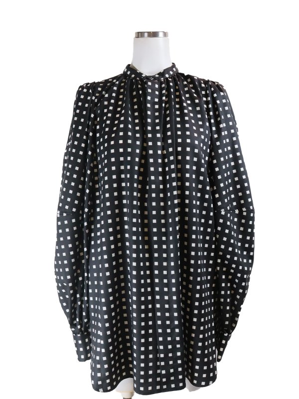<img class='new_mark_img1' src='https://img.shop-pro.jp/img/new/icons47.gif' style='border:none;display:inline;margin:0px;padding:0px;width:auto;' />FD  SQUARE PATTERN BALLOON SLEEVE SHIRT
