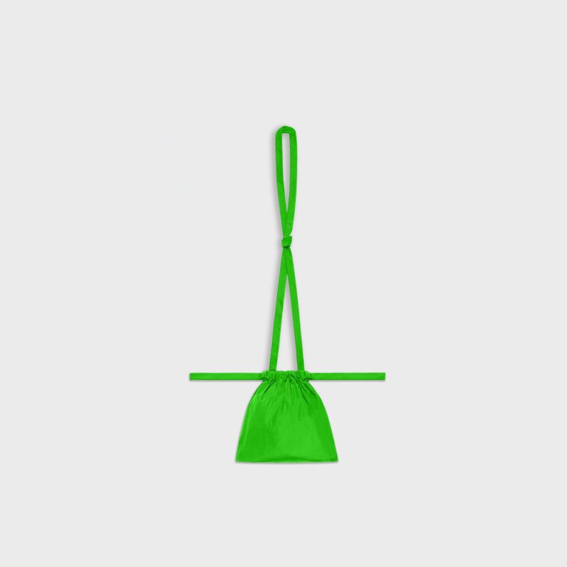 <img class='new_mark_img1' src='https://img.shop-pro.jp/img/new/icons47.gif' style='border:none;display:inline;margin:0px;padding:0px;width:auto;' />Drawstring Bag XSSTRAP neon green