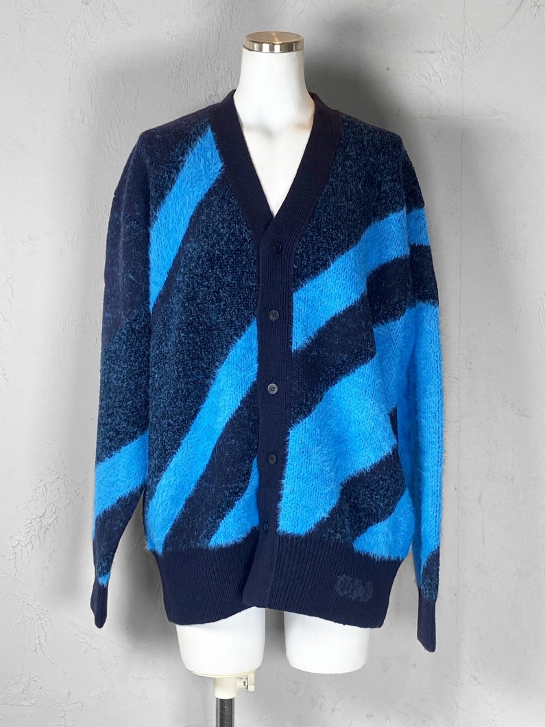 <img class='new_mark_img1' src='https://img.shop-pro.jp/img/new/icons14.gif' style='border:none;display:inline;margin:0px;padding:0px;width:auto;' />REGIMENTAL KNIT CARDIGAN 
