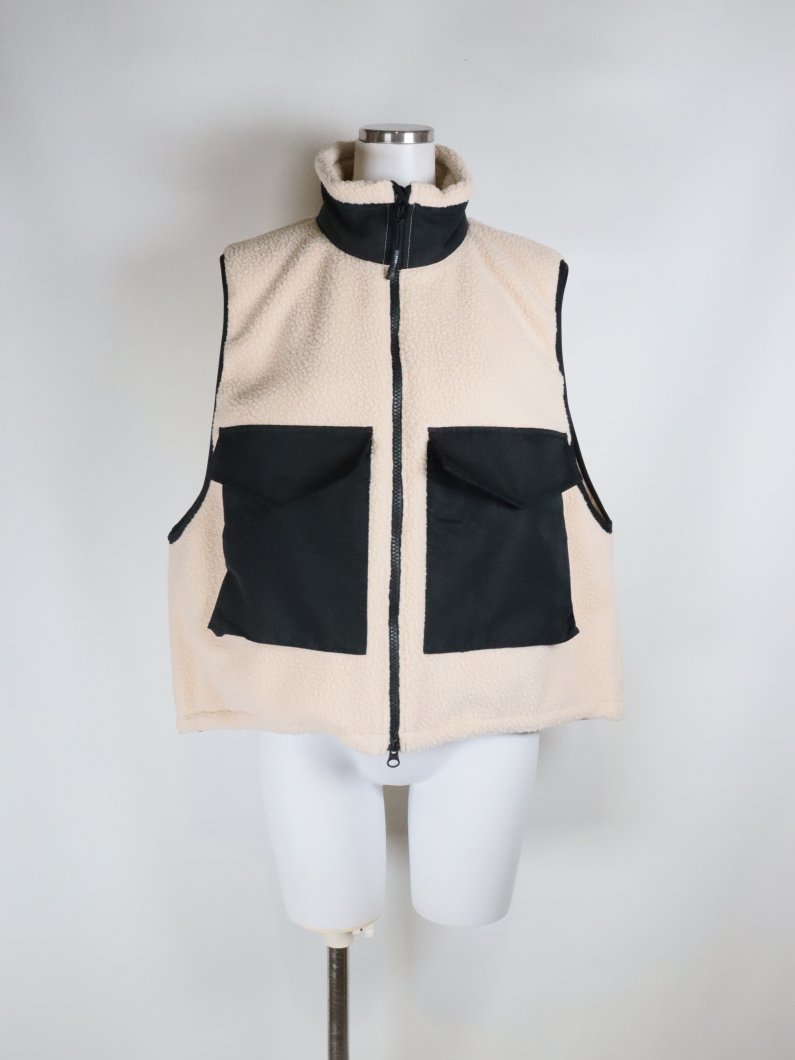 <img class='new_mark_img1' src='https://img.shop-pro.jp/img/new/icons47.gif' style='border:none;display:inline;margin:0px;padding:0px;width:auto;' />POLARTEC FLEECE WEP VEST 