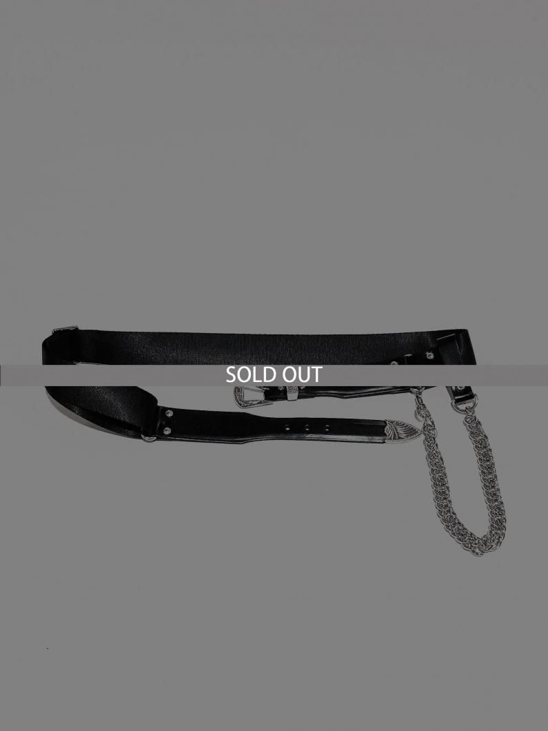 <img class='new_mark_img1' src='https://img.shop-pro.jp/img/new/icons14.gif' style='border:none;display:inline;margin:0px;padding:0px;width:auto;' />LEATHER NYLON BELT WITH CHAIN