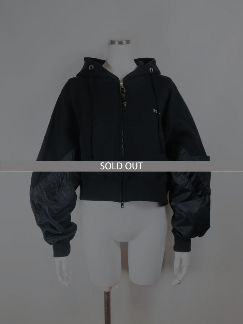 <img class='new_mark_img1' src='https://img.shop-pro.jp/img/new/icons47.gif' style='border:none;display:inline;margin:0px;padding:0px;width:auto;' />FULL ZIP HOODIE