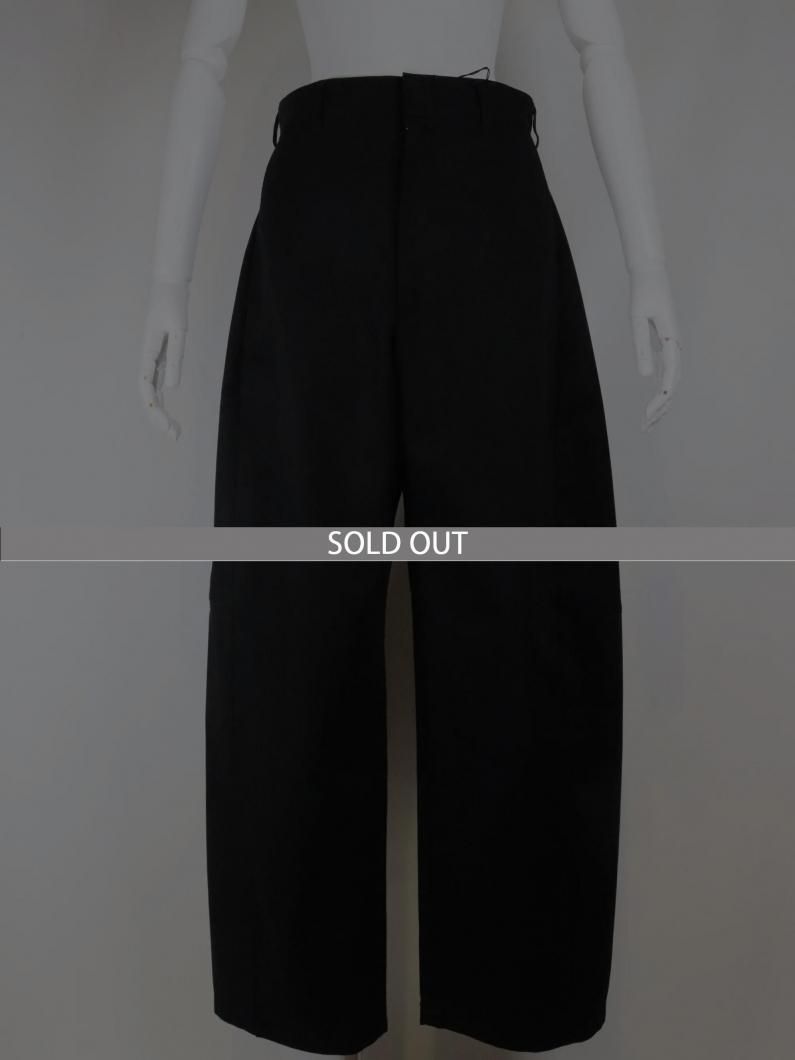 <img class='new_mark_img1' src='https://img.shop-pro.jp/img/new/icons47.gif' style='border:none;display:inline;margin:0px;padding:0px;width:auto;' />T/C BARREL LEG TROUSERS