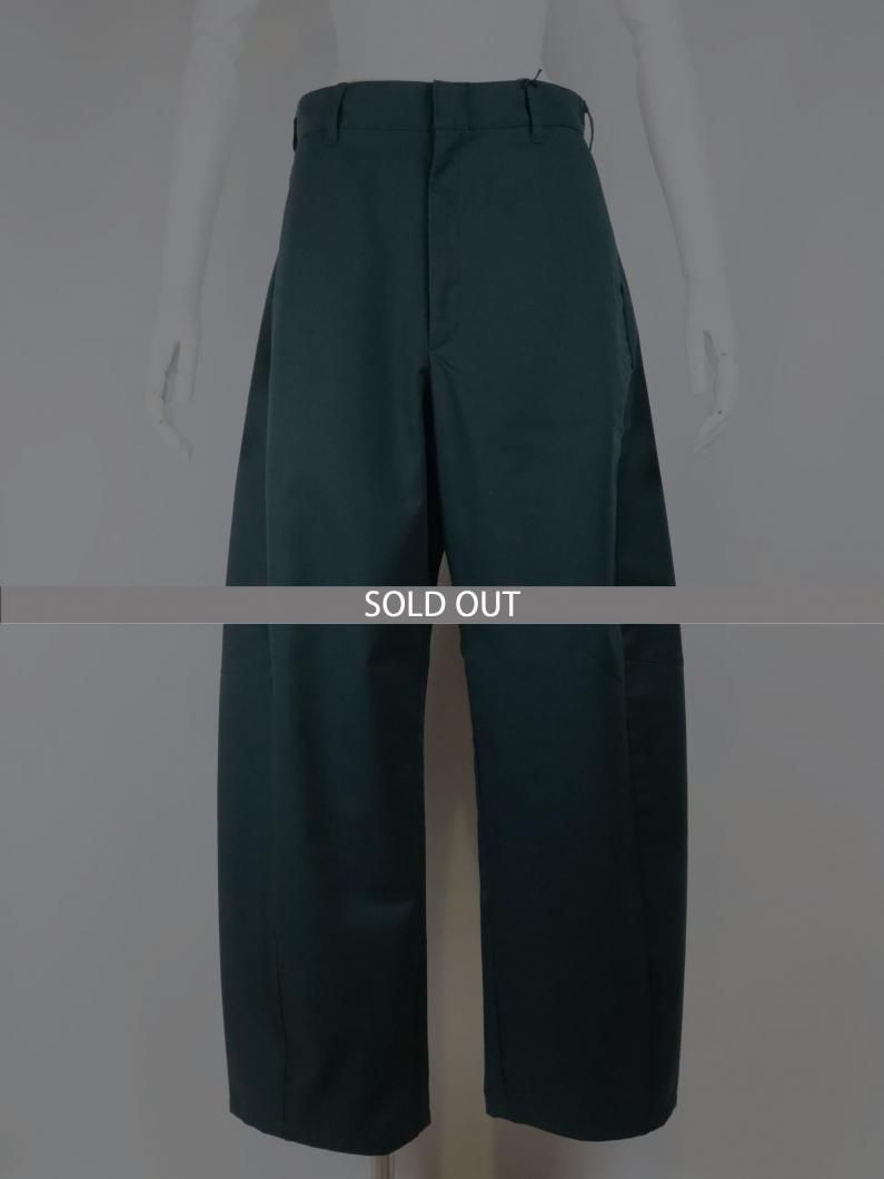 <img class='new_mark_img1' src='https://img.shop-pro.jp/img/new/icons47.gif' style='border:none;display:inline;margin:0px;padding:0px;width:auto;' />T/C BARREL LEG TROUSERS