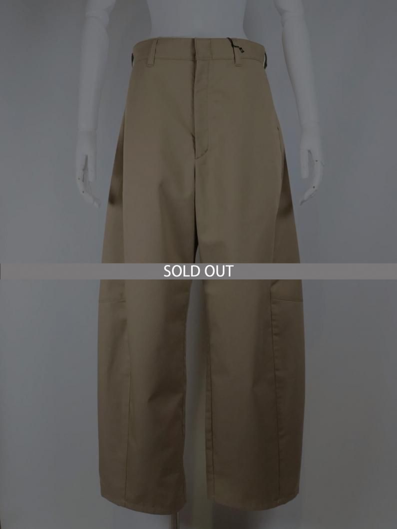 <img class='new_mark_img1' src='https://img.shop-pro.jp/img/new/icons47.gif' style='border:none;display:inline;margin:0px;padding:0px;width:auto;' />T/C BARREL LEG TROUSERS