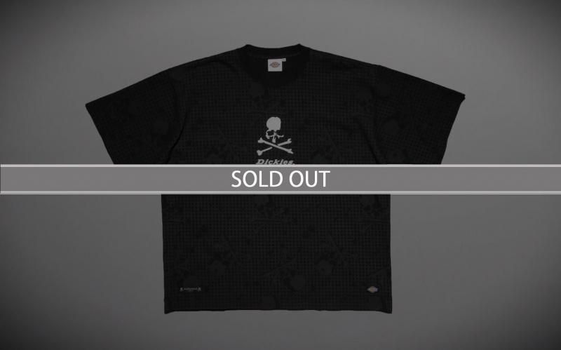 <img class='new_mark_img1' src='https://img.shop-pro.jp/img/new/icons47.gif' style='border:none;display:inline;margin:0px;padding:0px;width:auto;' />x Dickies NIGHT CAMO SS TEE Black