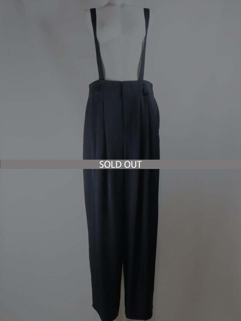 <img class='new_mark_img1' src='https://img.shop-pro.jp/img/new/icons47.gif' style='border:none;display:inline;margin:0px;padding:0px;width:auto;' />ACETATE TWILL SUSPENDER PANTS