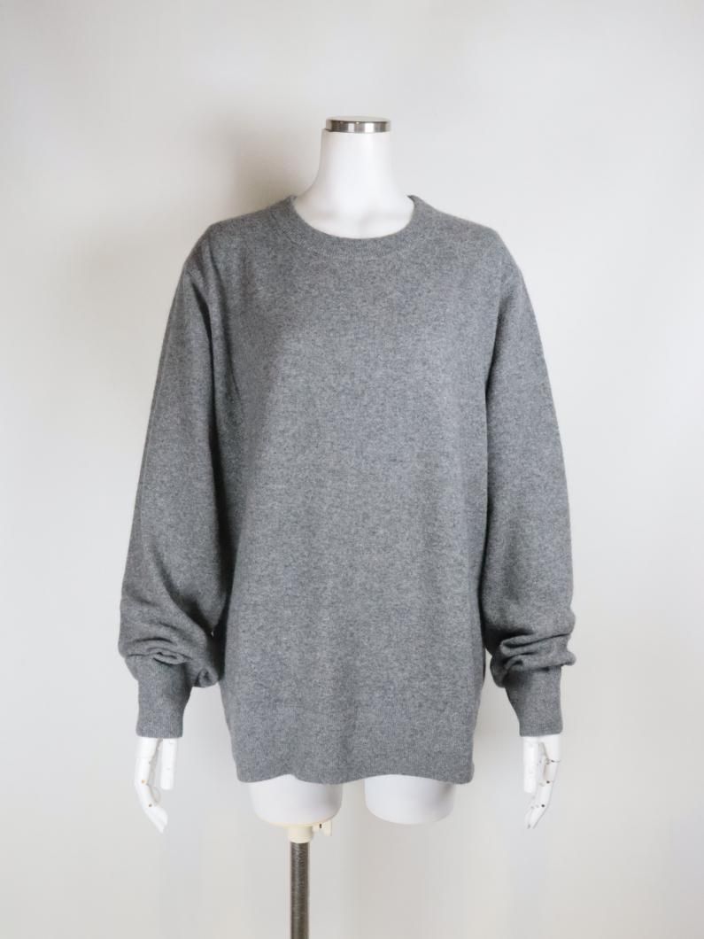 <img class='new_mark_img1' src='https://img.shop-pro.jp/img/new/icons14.gif' style='border:none;display:inline;margin:0px;padding:0px;width:auto;' />RACCOON SWEATER(쥹)