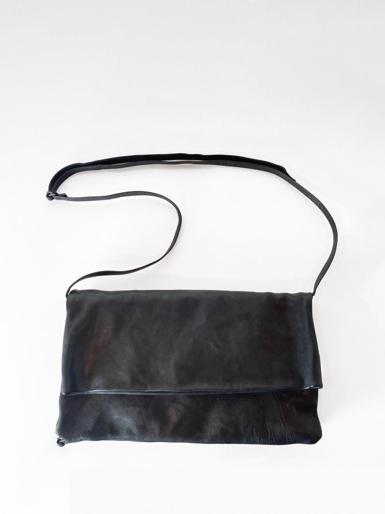 <img class='new_mark_img1' src='https://img.shop-pro.jp/img/new/icons47.gif' style='border:none;display:inline;margin:0px;padding:0px;width:auto;' />Nata Mini Soft East West Bag Vintage