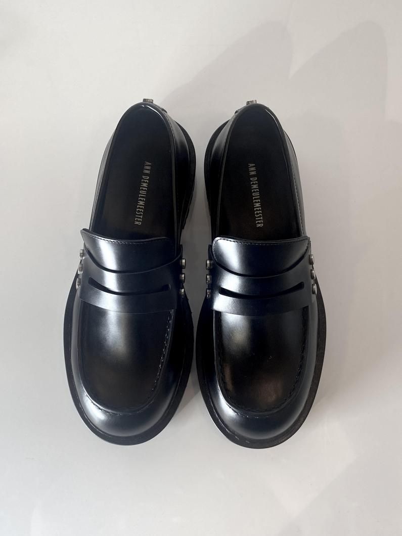 <img class='new_mark_img1' src='https://img.shop-pro.jp/img/new/icons14.gif' style='border:none;display:inline;margin:0px;padding:0px;width:auto;' />BALDUR ROUNDED PENNY LOAFERS