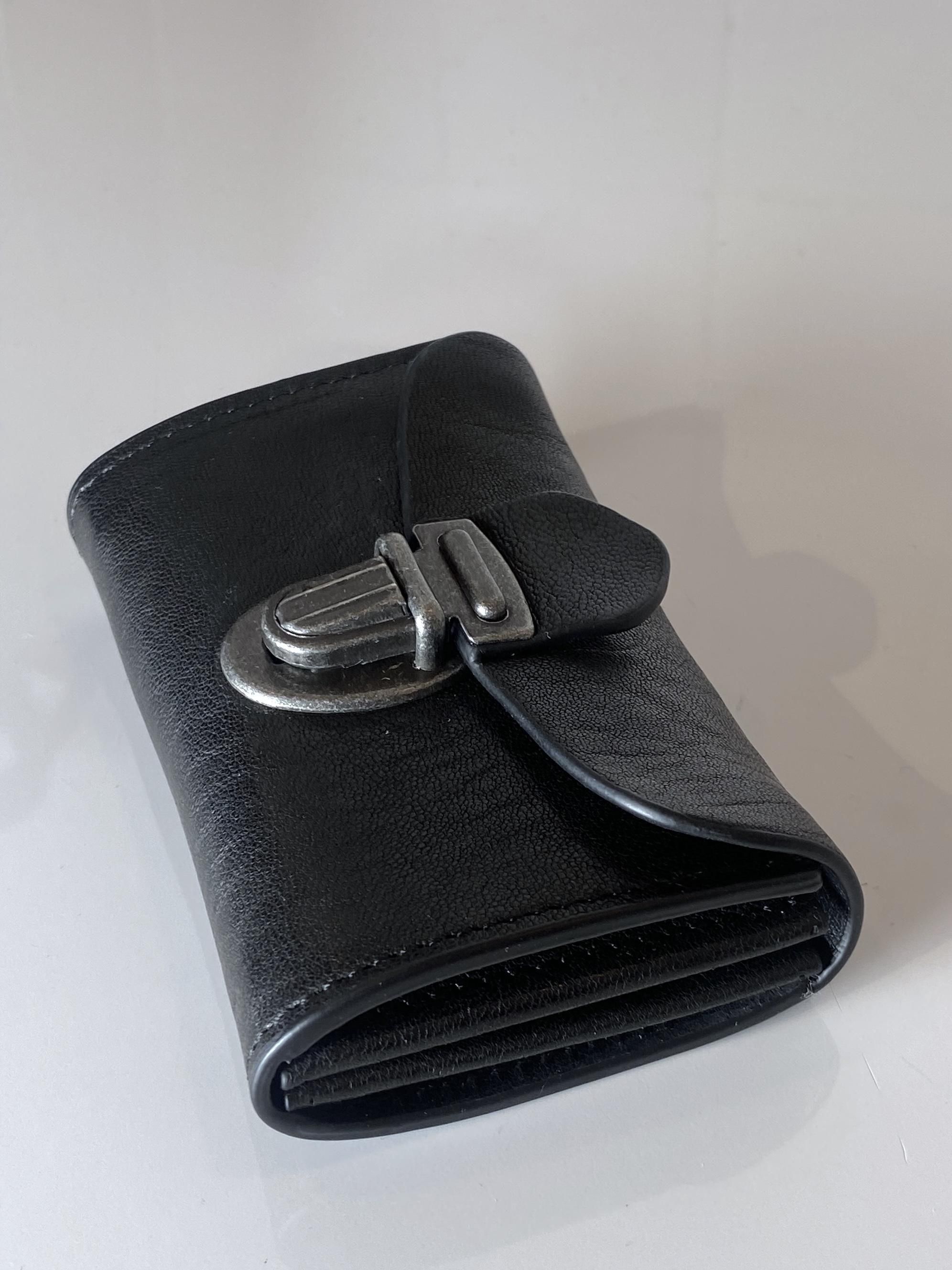 B16535 本人期 アンドゥムルメステール くるみボタン3Bジャケット黒XS B16535 本人期 アンドゥムルメステール くるみボタン3B