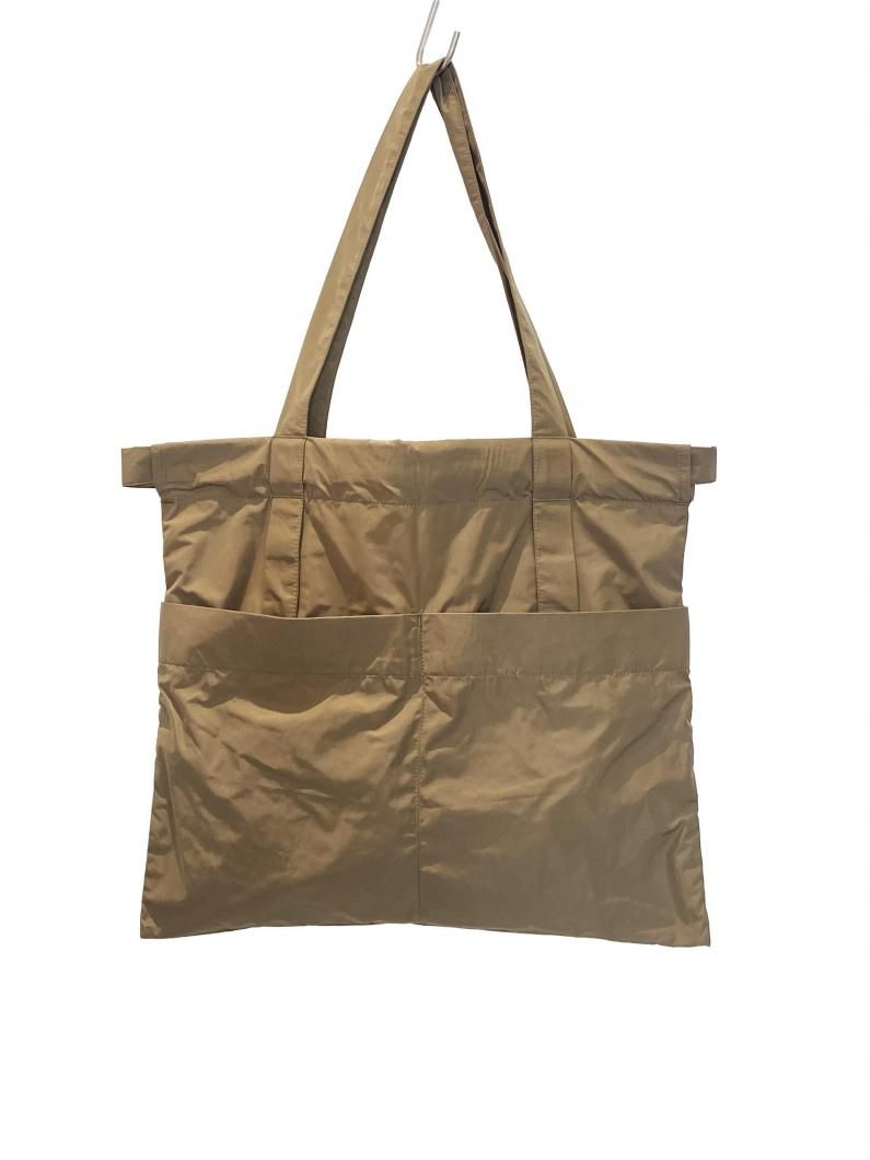 <img class='new_mark_img1' src='https://img.shop-pro.jp/img/new/icons14.gif' style='border:none;display:inline;margin:0px;padding:0px;width:auto;' />Drawstring Tote Bag SM Taupe
