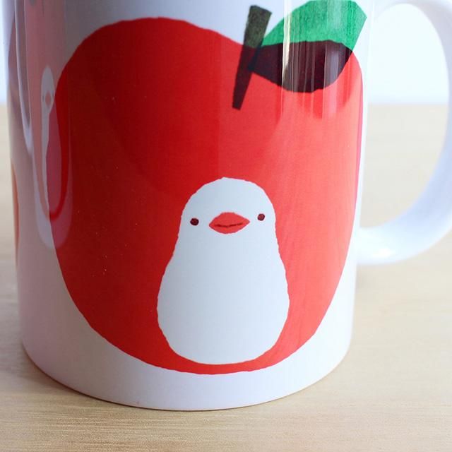 マグカップ / リンゴ文鳥」TORINOS / リバーシブル / 白文鳥とりんご