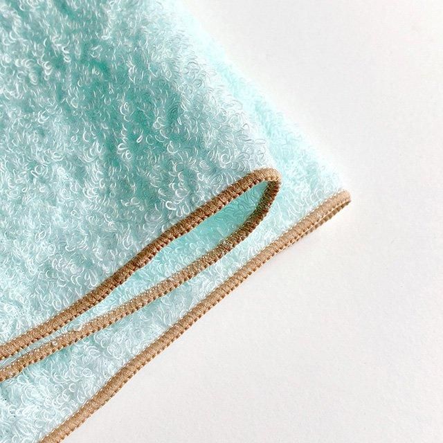 【未使用】　トリコ　ハンカチ タオルハンカチ / トリコ / シマエナガ(木の実)」小鳥の縁取りつき