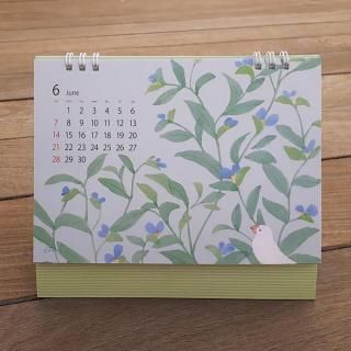【新作!】「2026年版 / カレンダー / 卓上タイプ(横長) / TORINOS」文鳥・インコ・シマエナガ・キンカチョウ・ぺンギン・メジロ / 15cm×18cm<img class='new_mark_img2' src='https://img.shop-pro.jp/img/new/icons7.gif' style='border:none;display:inline;margin:0px;padding:0px;width:auto;' />