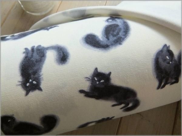 オックス 生地】ネコ黒猫*水彩風*vanilla*2A - 生地通販