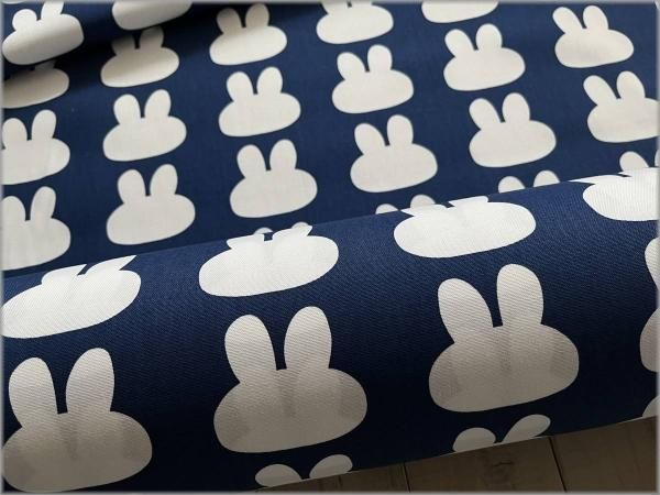 クリスマスファッション オックス 生地】おおきなウサギ*シルエット*うさぎ*blue*52K スカート