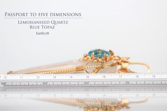 レムリアンシードクォーツとブルートパーズペンダントトップ