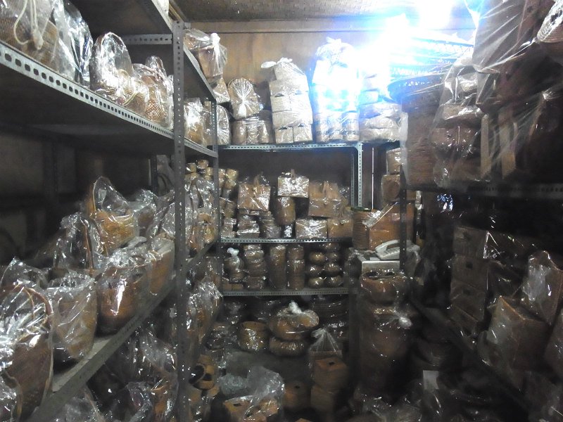 バリ島のトゥガナン村にあるアタの倉庫