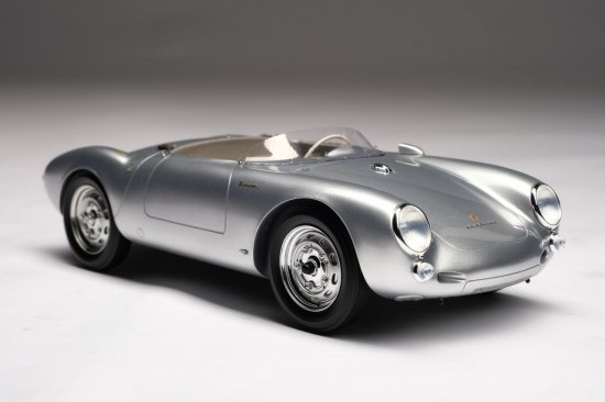 Amalgam Collection 1:18 1954年モデル ポルシェ 550 Spyder シルバー