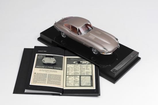 DNA Collectibles 1:18 Subaru XT Turbo 4WD year 1985 white DNA000082 model  car DNA000082