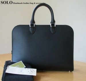 SOLO Handmade leather bag & accessories