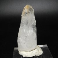 山梨県産水晶ポイント（QJ008）