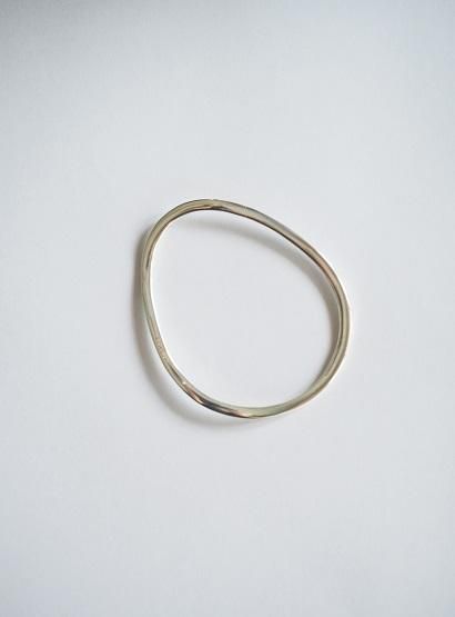 美品 blanc iris haricot 2line bangle-