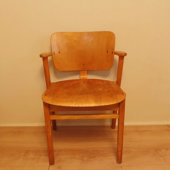 domus chair