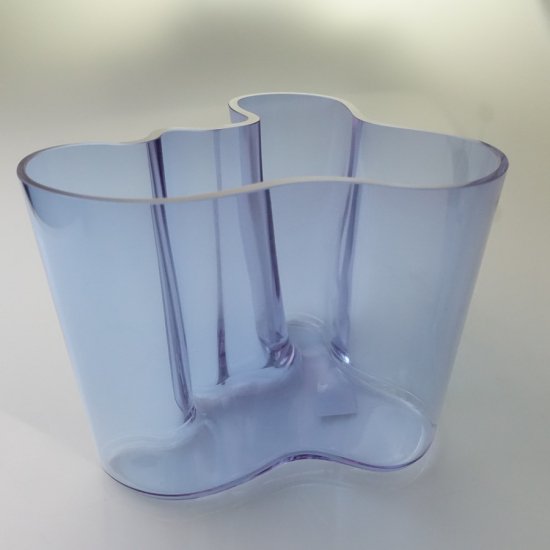 alvar aalto stockmman amethyst vase