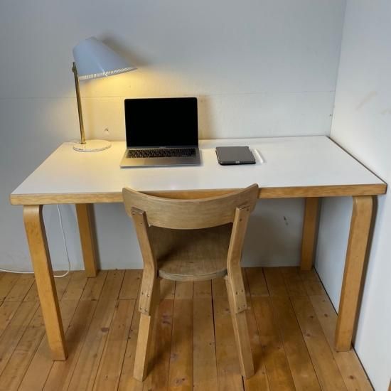 aalto table white