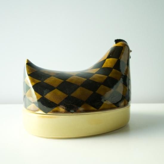 Kaarina Aho Munakana / Egg hen