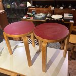 <img class='new_mark_img1' src='https://img.shop-pro.jp/img/new/icons5.gif' style='border:none;display:inline;margin:0px;padding:0px;width:auto;' />Alvar Aalto stools