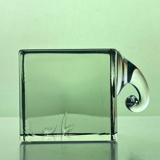 【週末お値下げ】 別注　オイバ・トイッカ　ウグラエッグ 曲が選べる・誕生日に人気】【EX189I】30弁 ORPHEUS イタリア