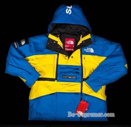 M=756063Supreme Steep Tech Hooded Jacket