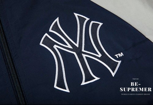 シュプリーム×ニューヨークヤンキース/トラックジャケット/両面ロゴ刺繍デザイン