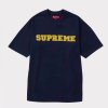 <img class='new_mark_img1' src='https://img.shop-pro.jp/img/new/icons11.gif' style='border:none;display:inline;margin:0px;padding:0px;width:auto;' />Supreme シュプリーム 23AW Collegiate S/S Top Tee カレジエイトショートスリーブトップTシャツ ネイビー