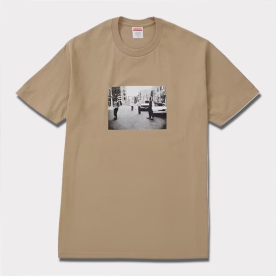 Supreme | 30th Anniversary First Tee カーキ - Supreme(シュプリーム)オンライン通販専門店  Be-Supremer