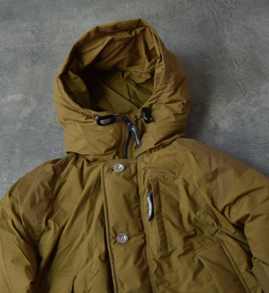 and wander アンドワンダー tough down coat yosemite ヨセミテ 通販