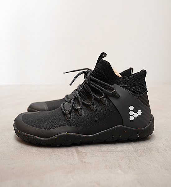 週末価格Vivobarefoot Magna Trail FG Women's - 登山用品