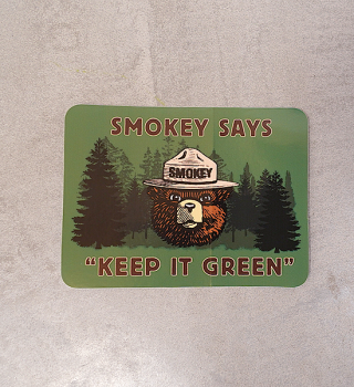 【The Printed Image】プリンテッドイメージ Smokey Keep It Green Sticker ※ネコポス可