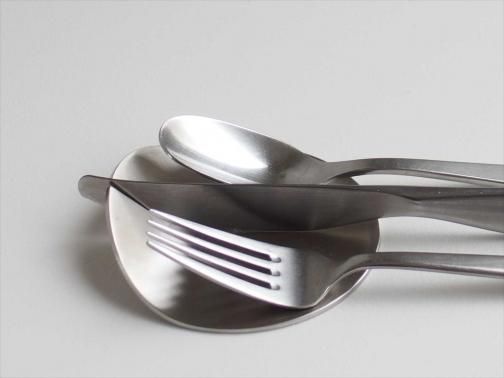 Amazon｜Alessi Nuovo Milano 5180S24 Cutlery Set, 24 Piece