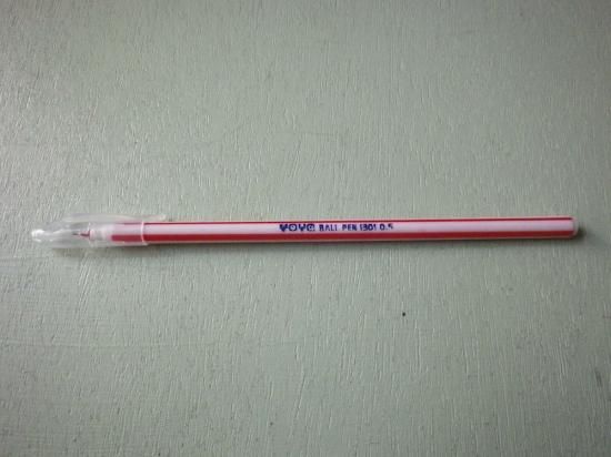 タイの赤ボールペン S T O C K W E B S H O P タイの赤ボールペン S T O C K W E B S H O P