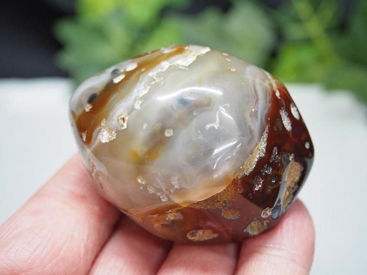 写真現物をお届け！希少な大量水入り！！極上☆ブラジル産 水入り瑪瑙