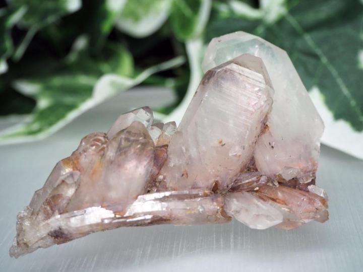 ヘマタイト水晶クラスター天然石非常に珍しい水晶29,800 ヘマタイト水晶クラスター天然石 非常に珍しい水晶¥29,800