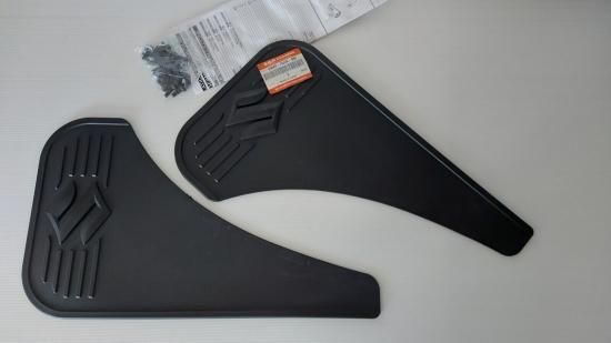 欧州スズキ純正 ジムニー用マッドフラップ(フロント&リア