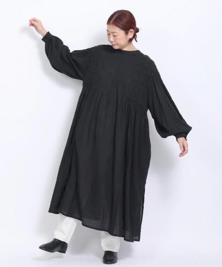 tumugu:] ハンド刺繍コットンモス 2wayワンピース - tumugi