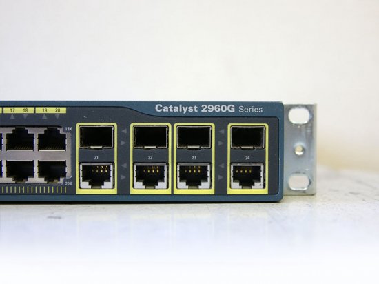 Catalyst2960G WS-C2960G-24TC-L V02 Cisco Systems インテリジェント ギガビットイーサネット スイッチ【中古】  - プリンター、サーバー、セキュリティは「アールデバイス」