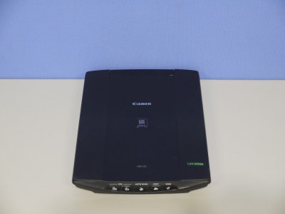 Canon CanoScan LiDE 220 A4フラットヘッドスキャナー【中古】 - プリンター、サーバー、セキュリティは「アールデバイス」