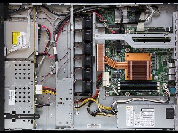 HA8000/RS110 BN1 GUF111BN-1TNADN0 日立製作所 Xeon E3-1220  v6/16.0GB/HDD非搭載/MegaRAID SAS 9362-8i【中古】 - プリンター、サーバー、セキュリティは「アールデバイス」